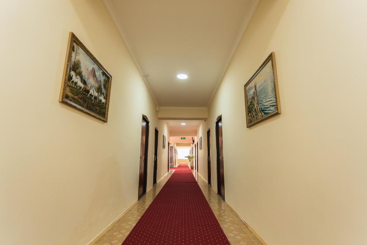 Orom Hotel Фергана Экстерьер фото