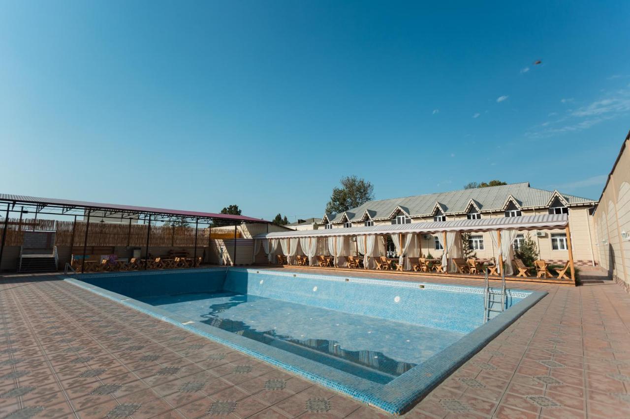 Orom Hotel Фергана Экстерьер фото