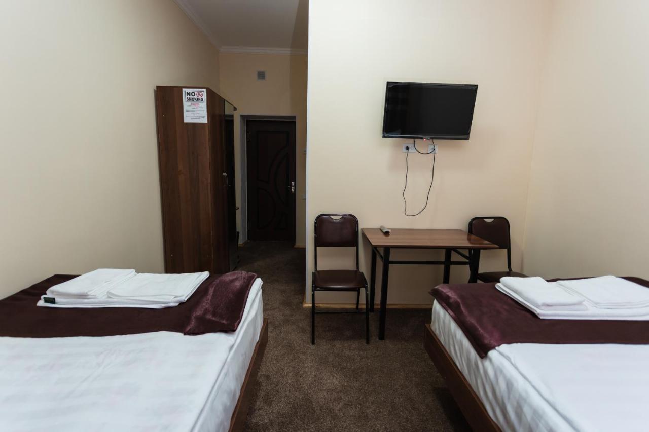 Orom Hotel Фергана Экстерьер фото